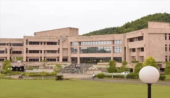 Data Science and Agentic AI Engineering